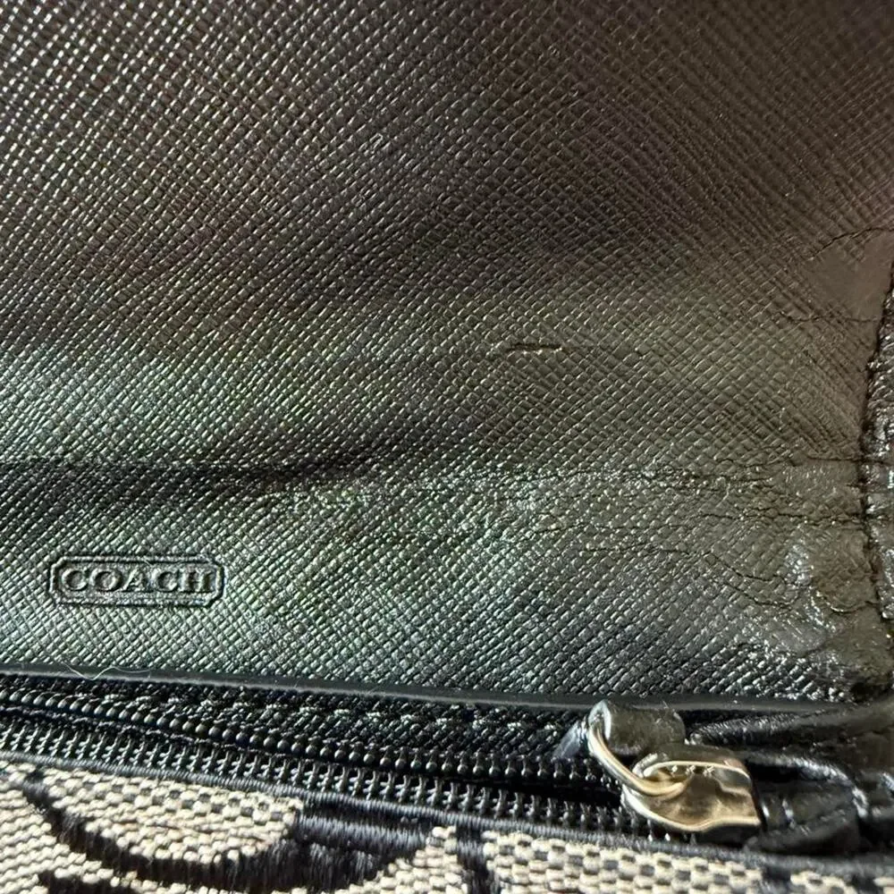 Coach signature crossbody bag